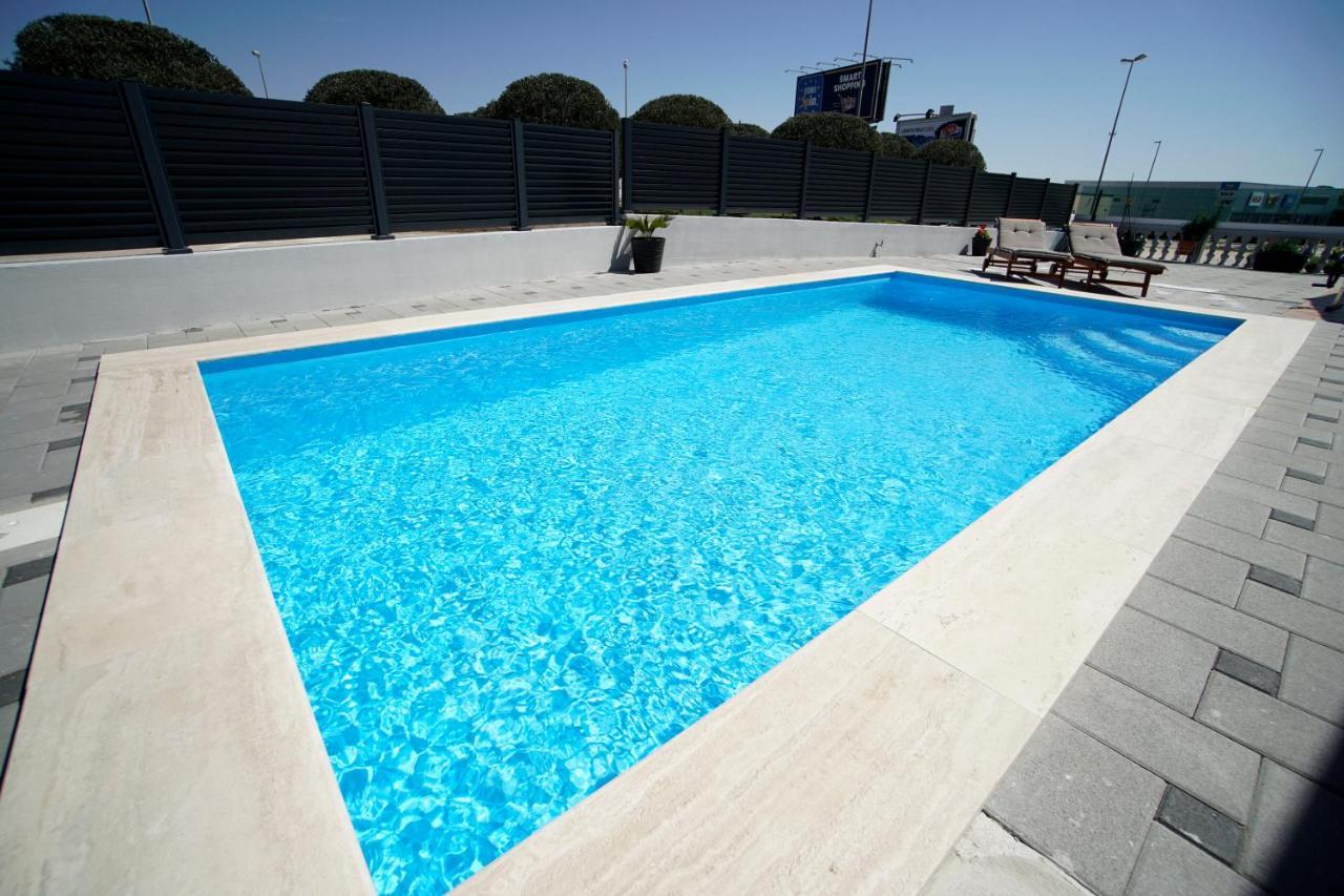 Apartments Lulic Zadar Extérieur photo