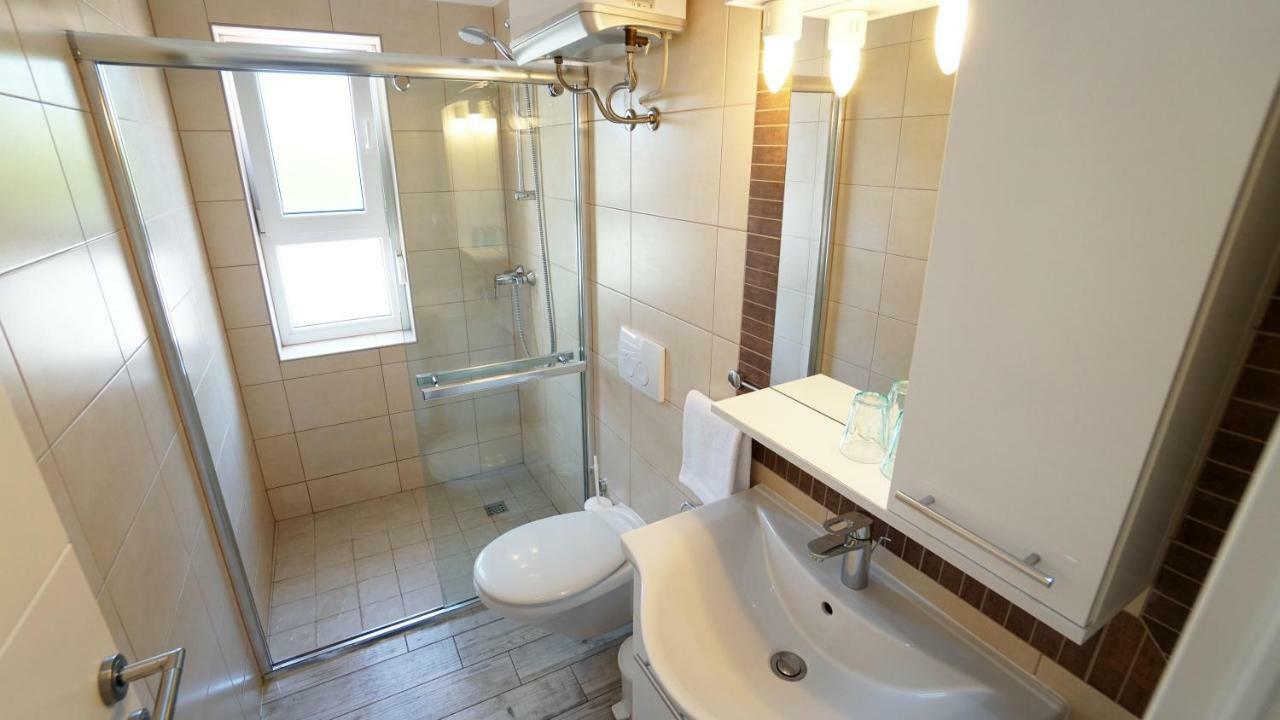 Apartments Lulic Zadar Chambre photo