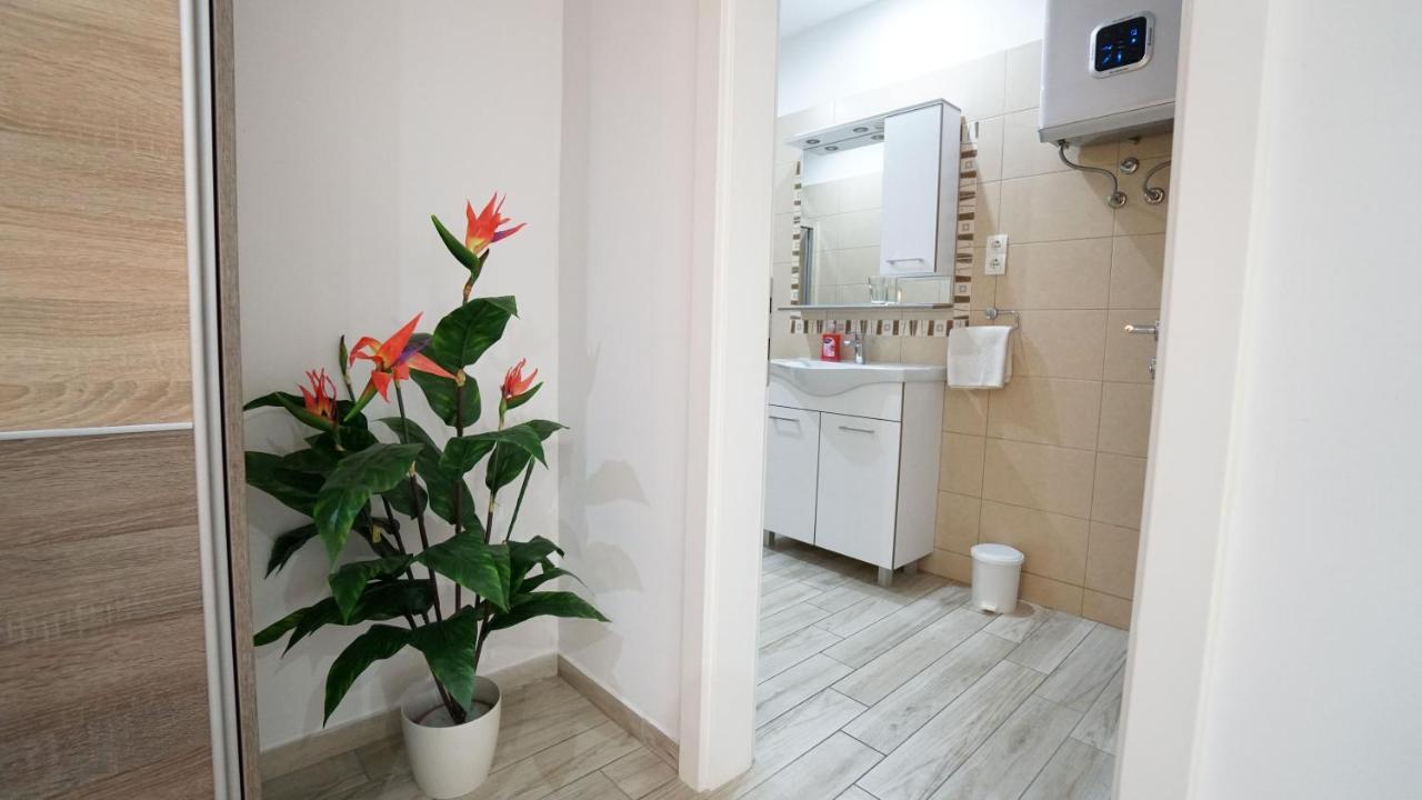Apartments Lulic Zadar Extérieur photo