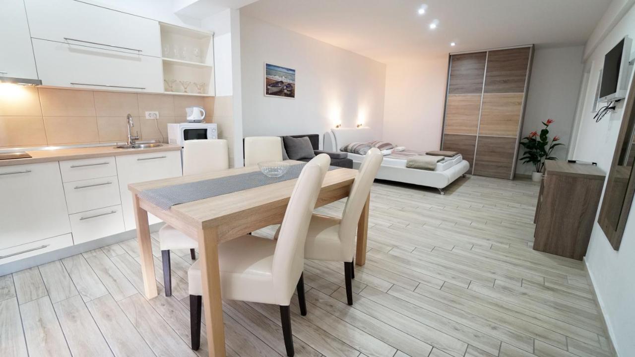 Apartments Lulic Zadar Extérieur photo
